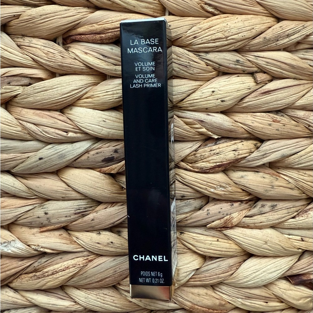 CHANEL LA BASE MASCARA VOLUME AND CARE LASH PRIMER 🤍 - Picture 4 of 5